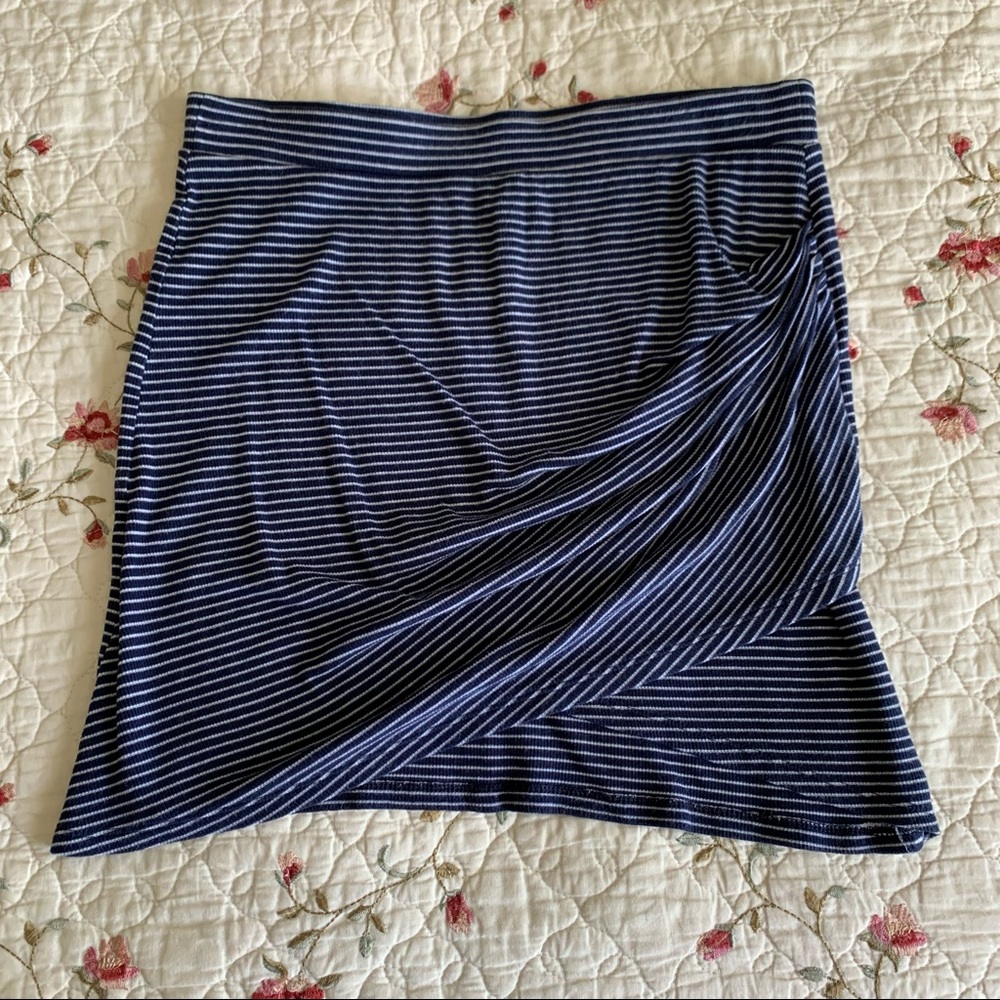Blue striped mini skirt